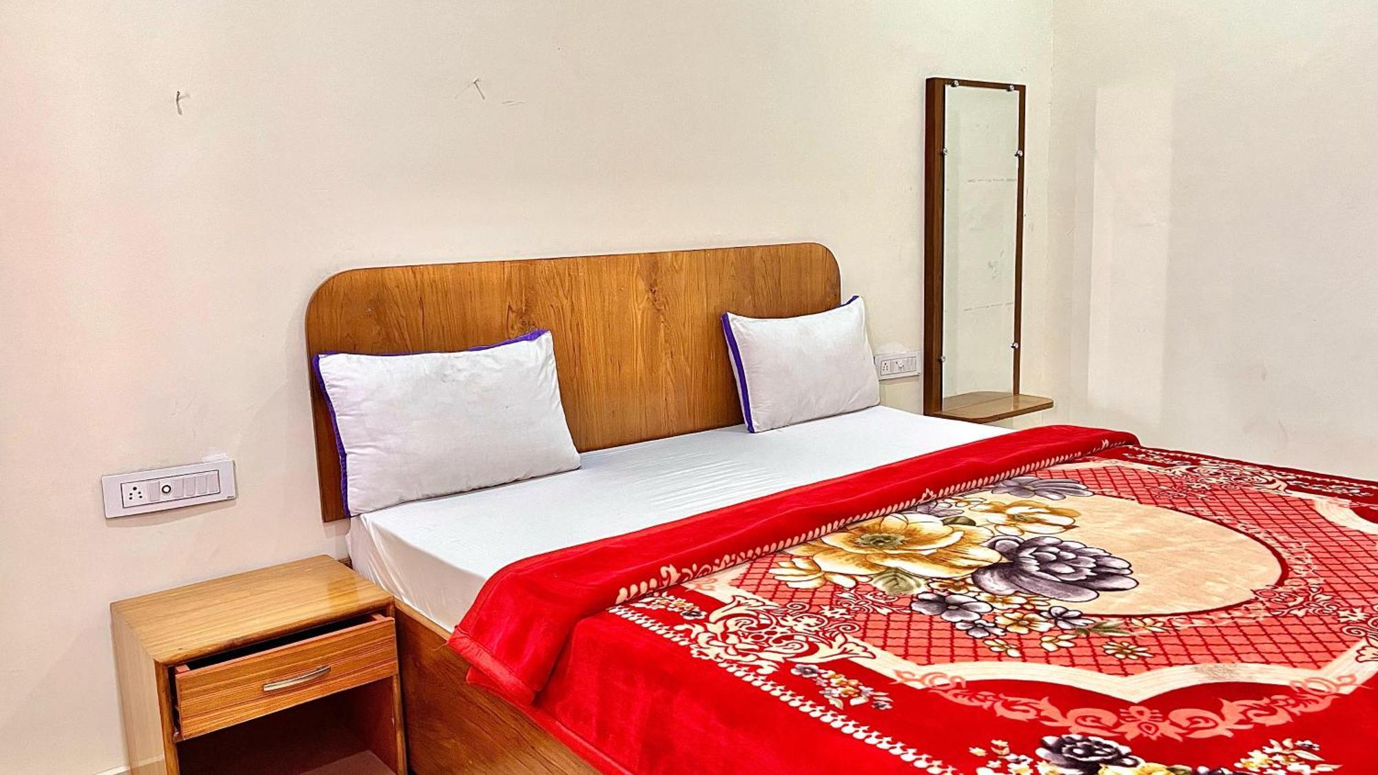 Aditya Palace Orchha Eksteriør billede